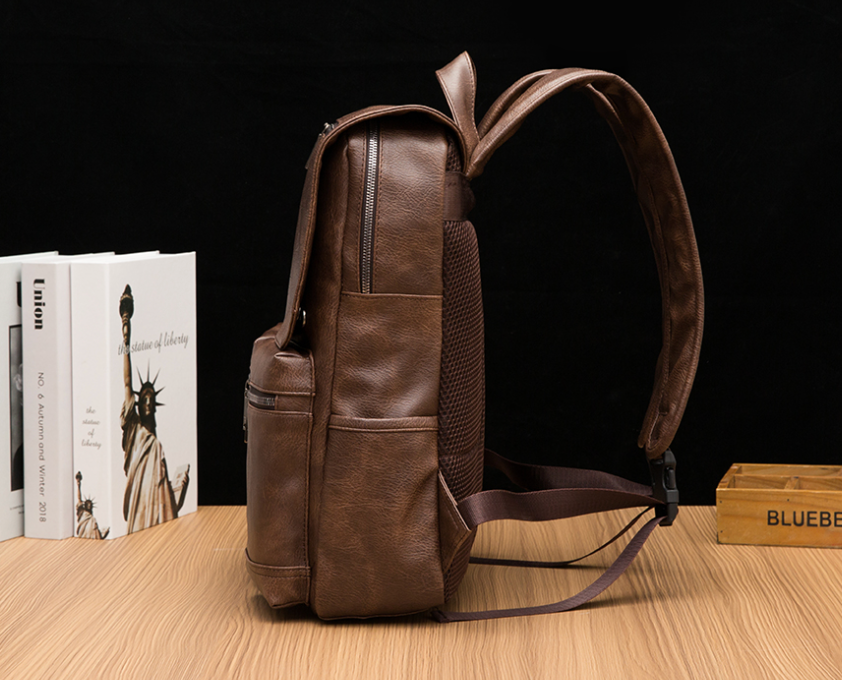 Mochila em Couro Samicce® S049 - Versão JeepBuluo